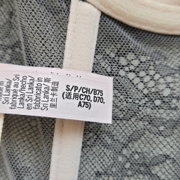 Victoria's Secret Corset Size S Black and Pink Lace Bra Lingerie Ruffle Straps - Picture 5 of 7